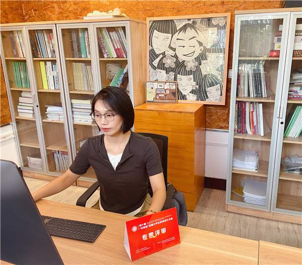 张春霞 扬州大学教师、设计学博士.jpg